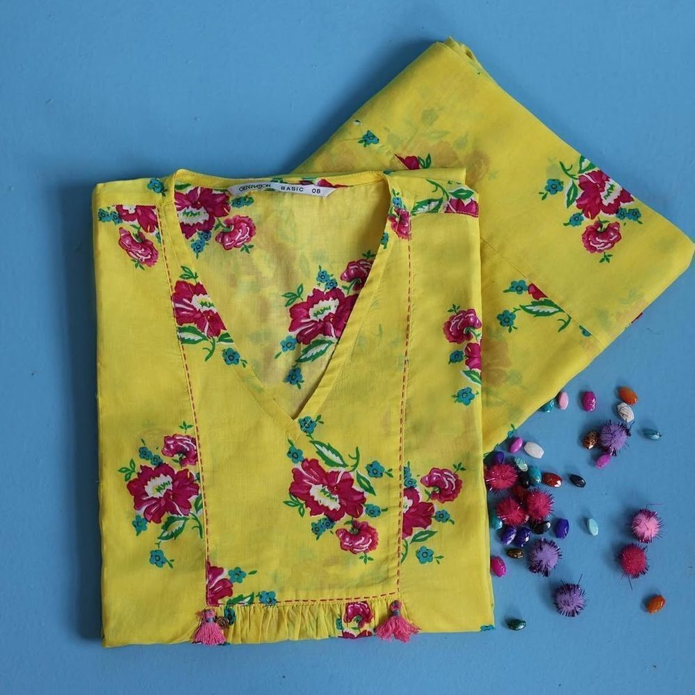 GENERATION PAKISTANI DESIGNER FLORAL DRESS - Picture 4 of 12